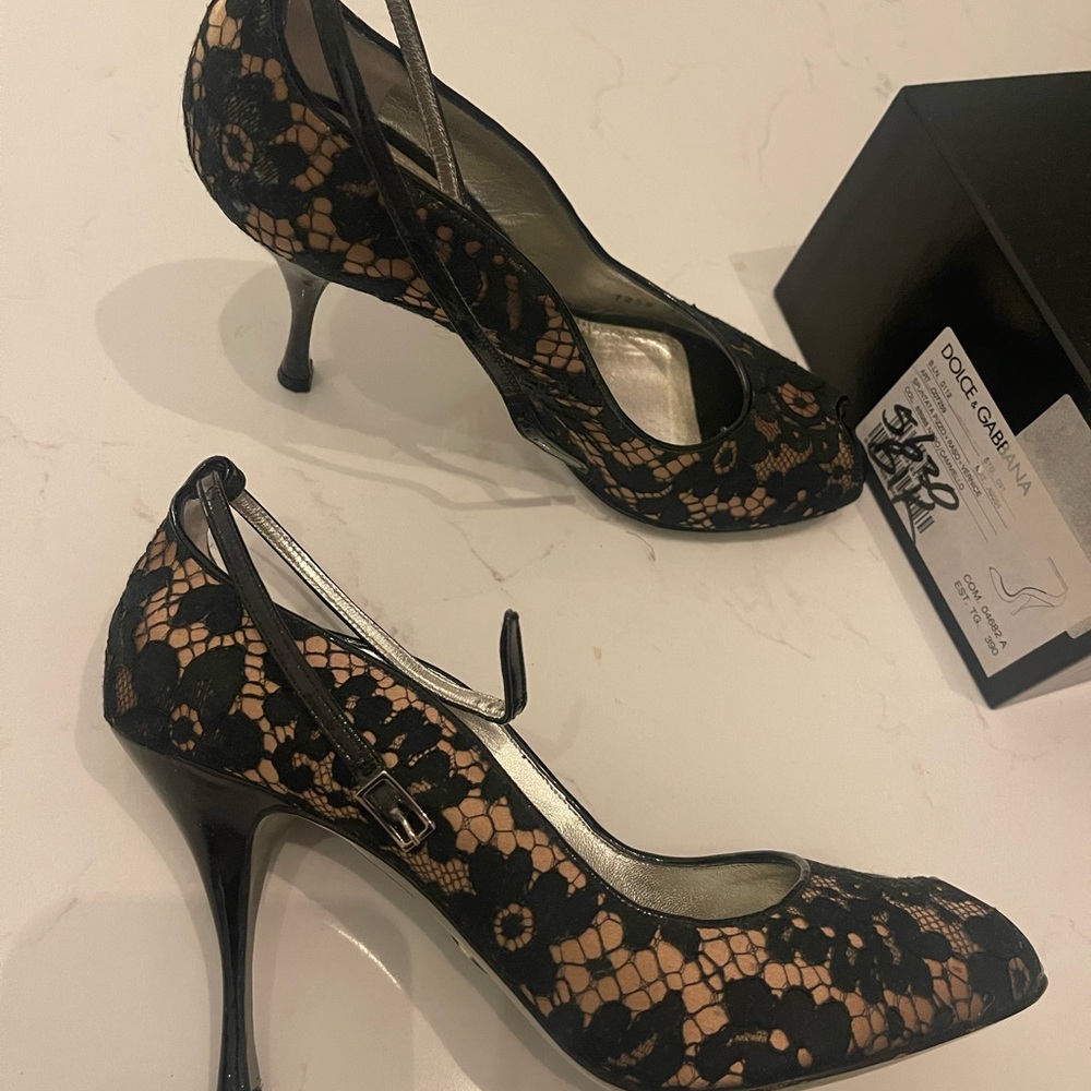 Dolce and Gabbana heels with straps